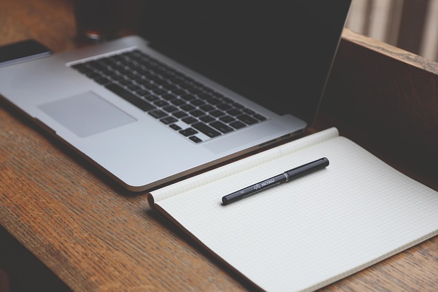 Sistemul de recomandări AI pentru Librăria Cărturești Online